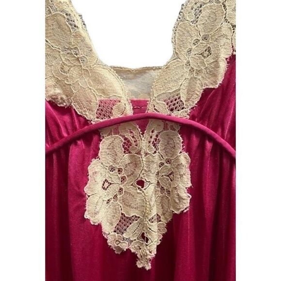 Kayse women’s vintage made in the USA lace trimmed lingerie - Picture 3 of 6